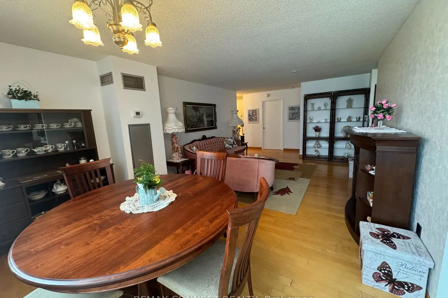 326 Major Mackenzie Drive 428