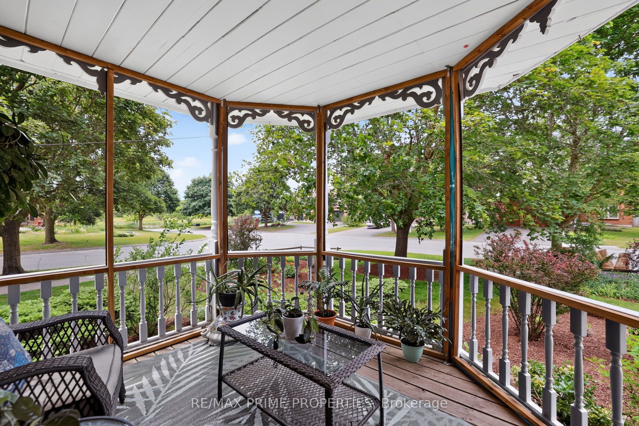 27 Testa Road, Uxbridge, ON, L9P 1M2 photo 4