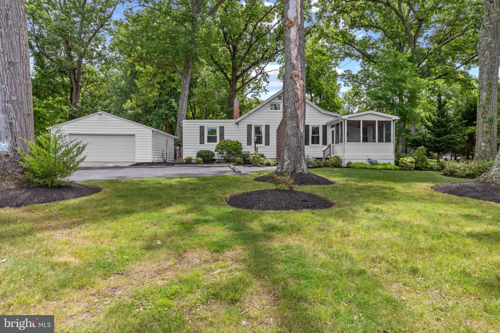 13777 Notley Road, Silver Spring, MD 20904 photo 2