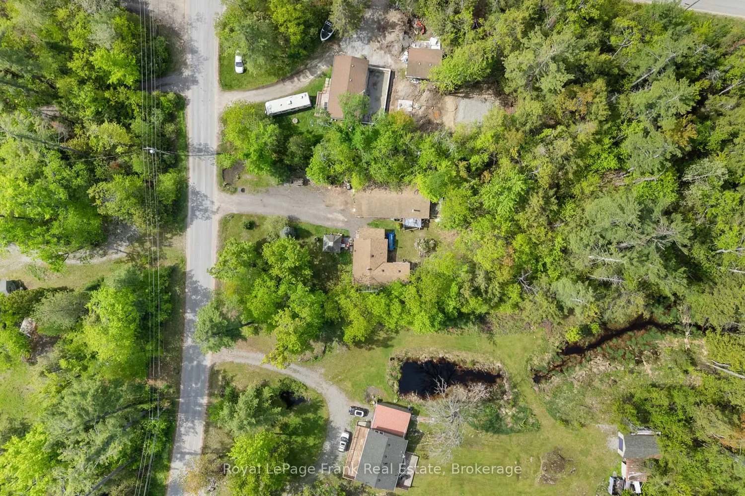 454 Kennedy Drive photo 3