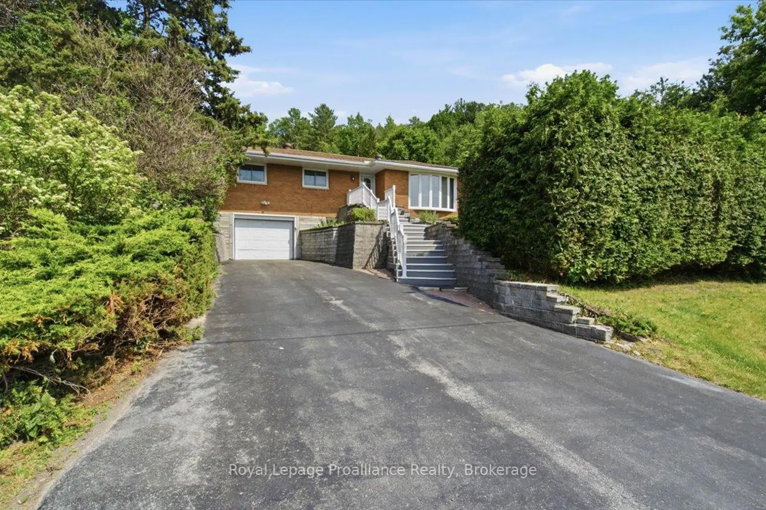 68 Riverside Parkway