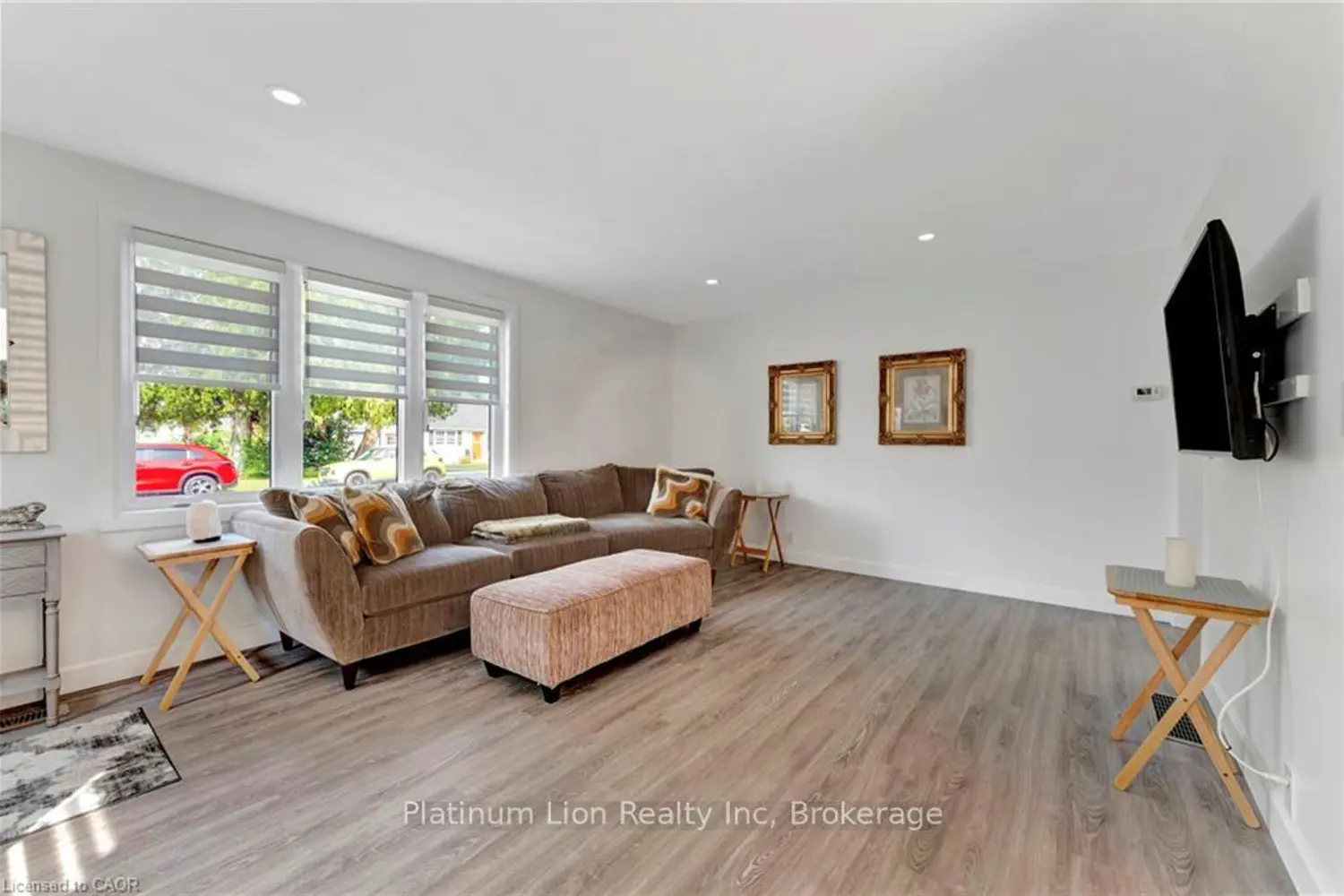275 Talbot Street photo 5