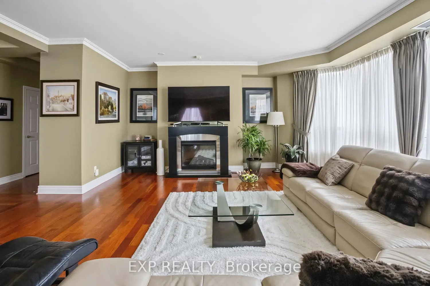 25 Kingsbridge Garden Circle 2709 photo 2