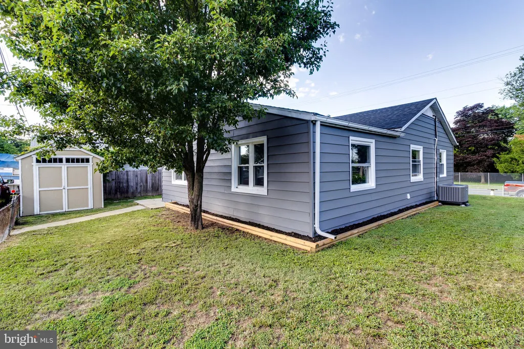 1318 Wilson Point Road, Baltimore, MD 21220