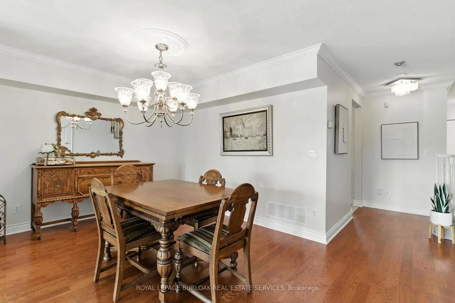 442 Maple Avenue 7 photo 5