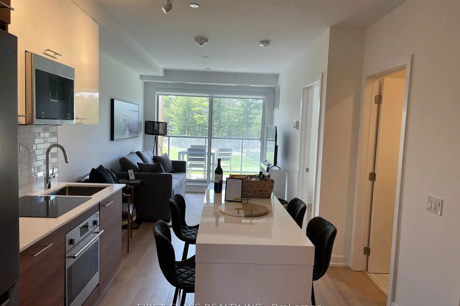 120 Carrick Trail 306 photo 3