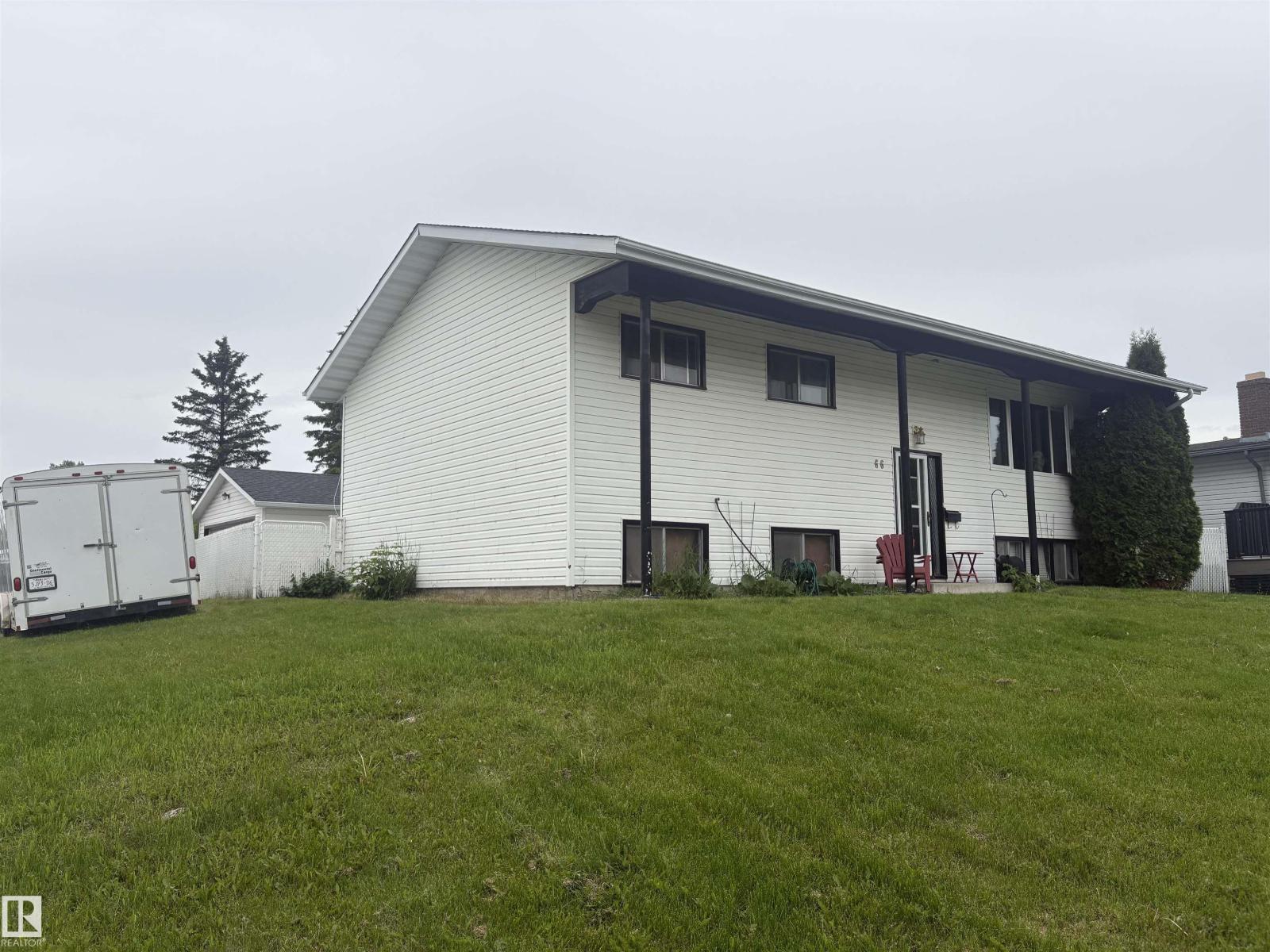 66 Maligne Drive, Devon, AB, T9G1P8 photo 2