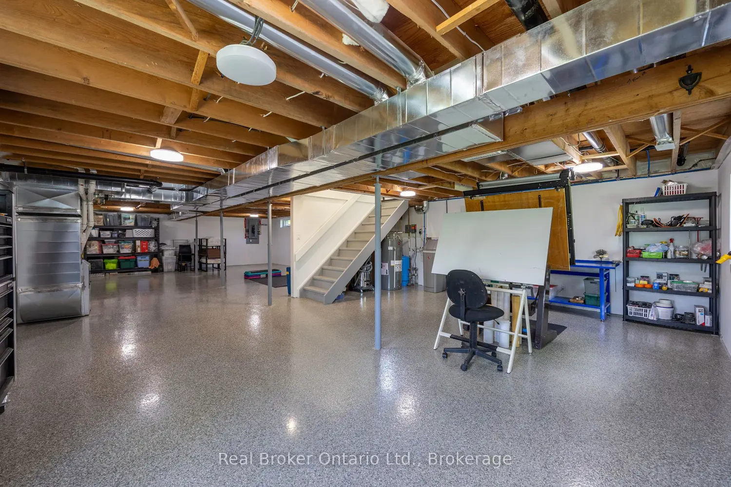 250 Silver Heights Drive photo 4