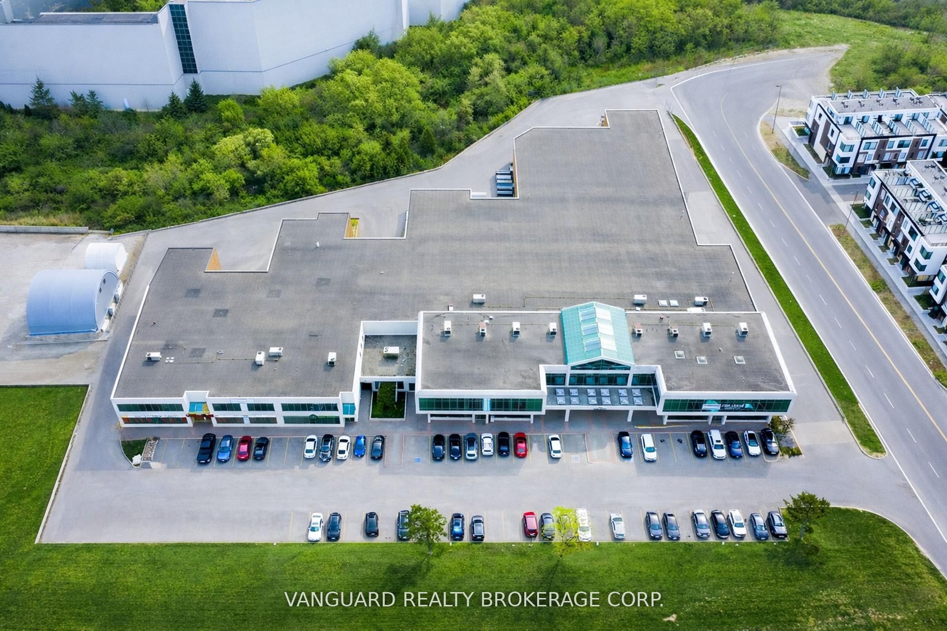 3 & 200-7941 Jane Street, Vaughan, ON, L4K 4L6