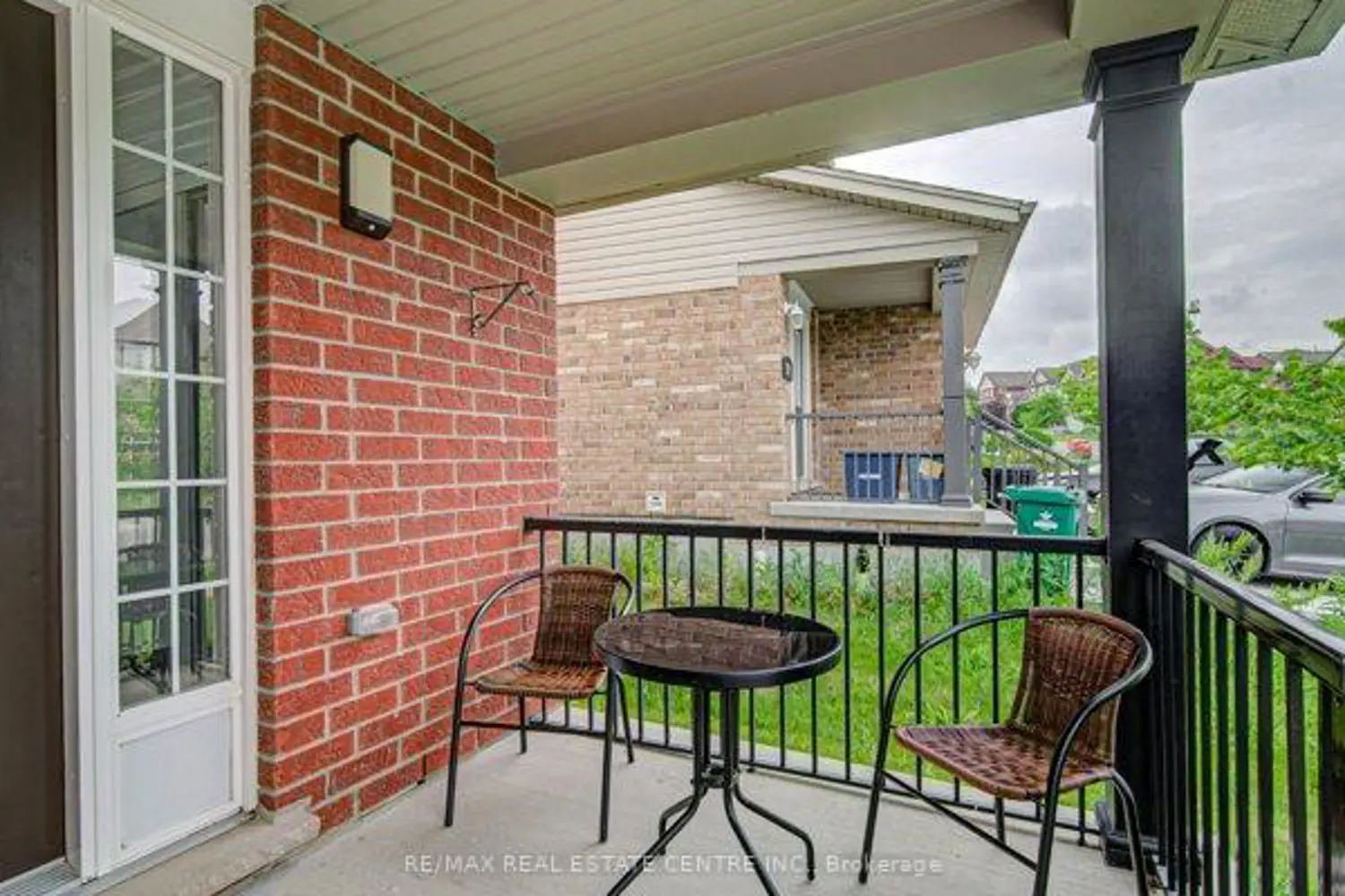 55 Isaiah Drive photo 2