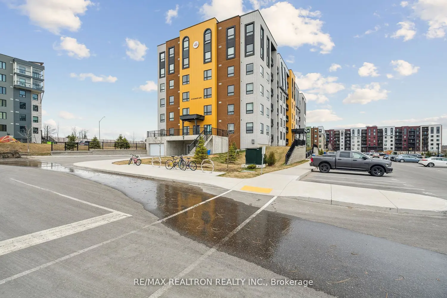 8 Culinary Lane 307 photo 2