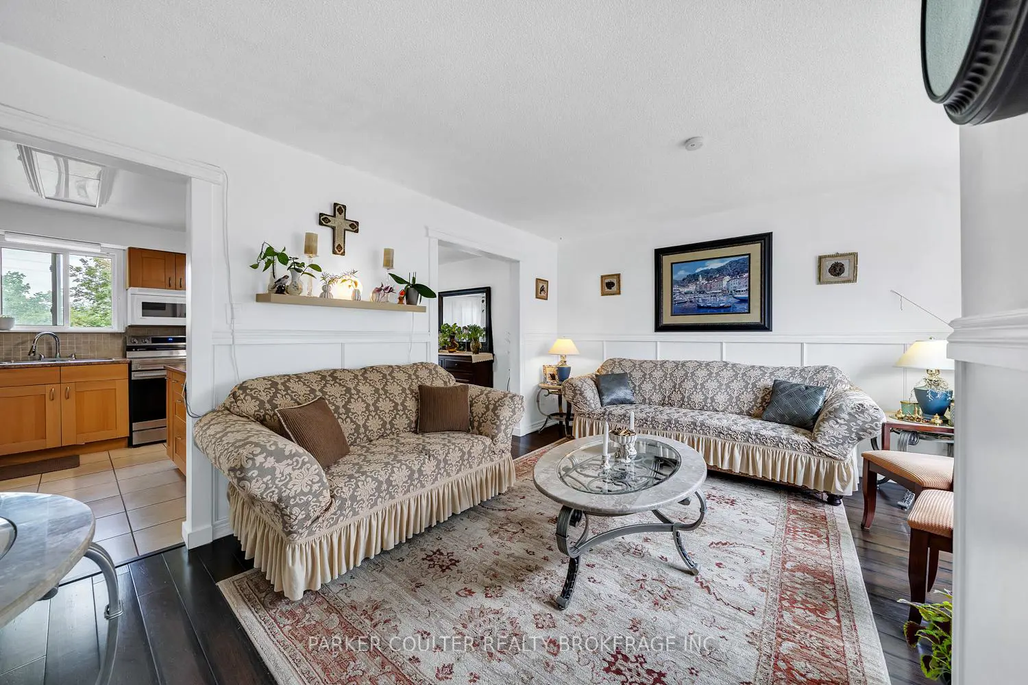 23 Chaucer Crescent