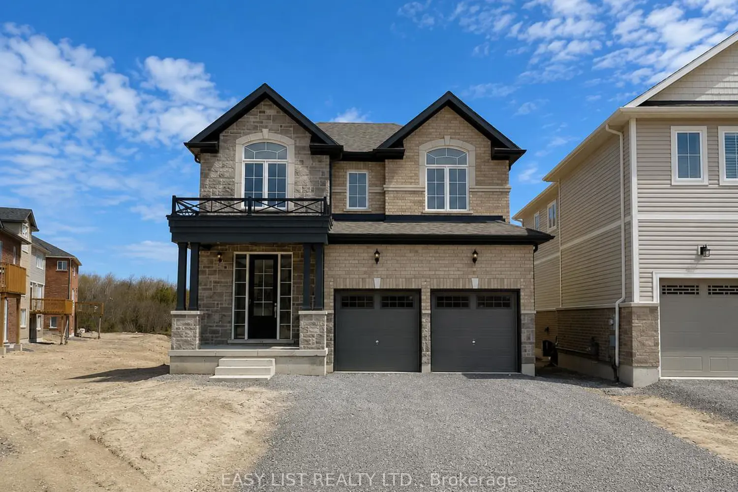 64 York Drive photo 2