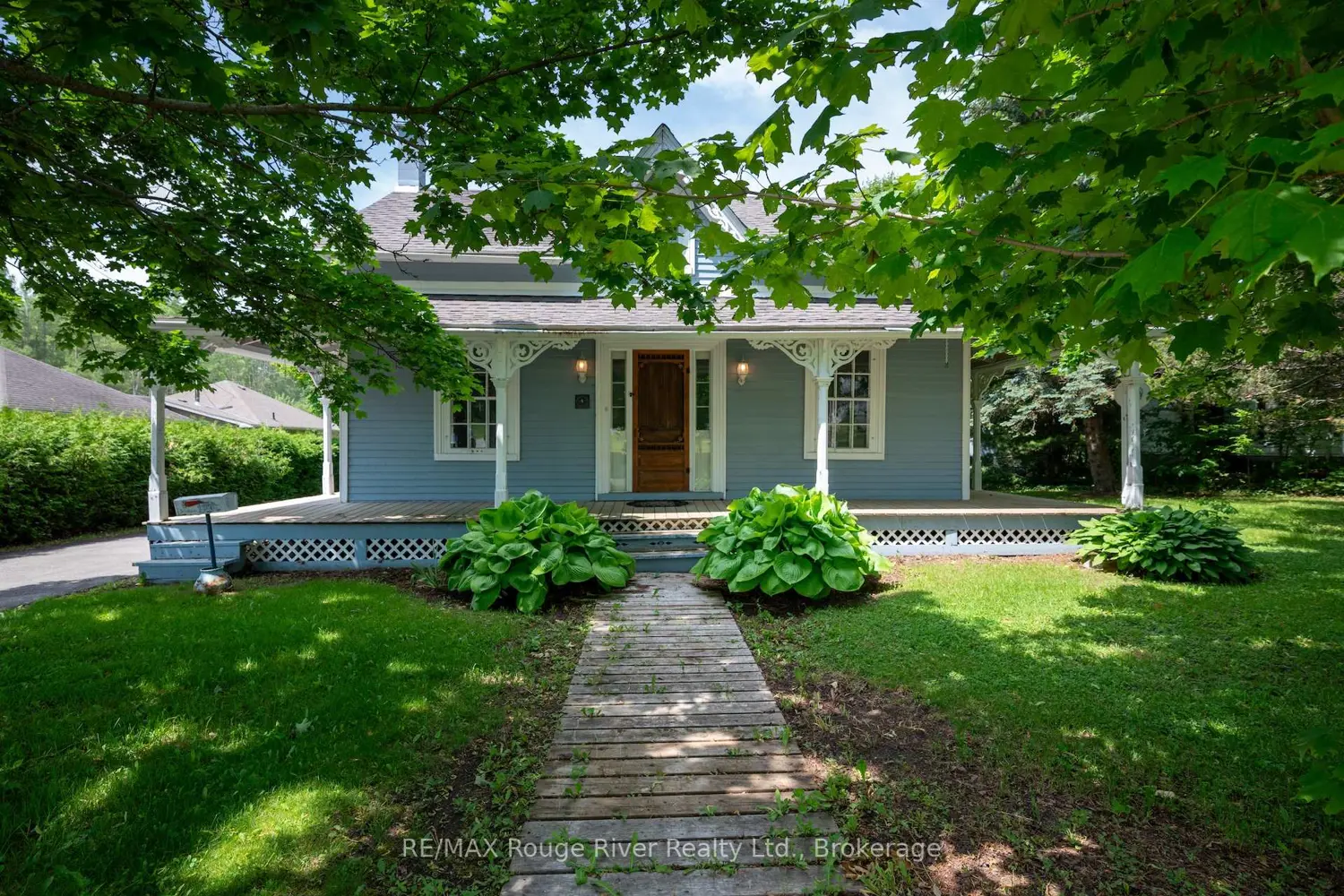 3784 Burnham Street photo 5