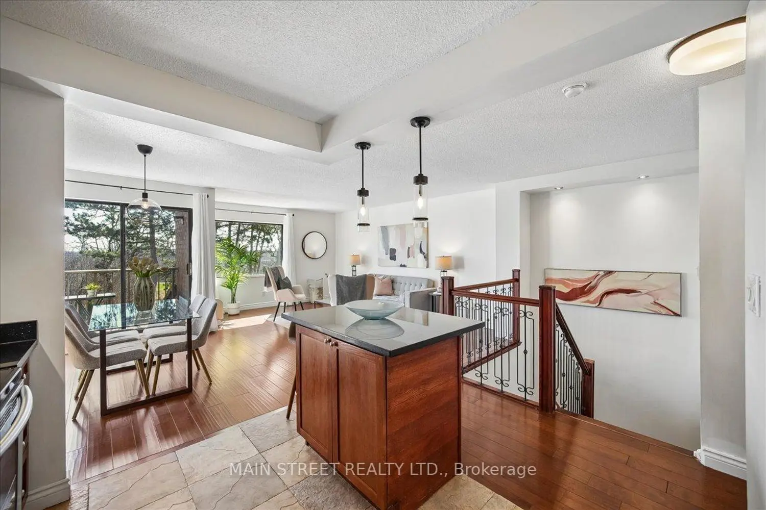 1000 Cedarglen Gate 217