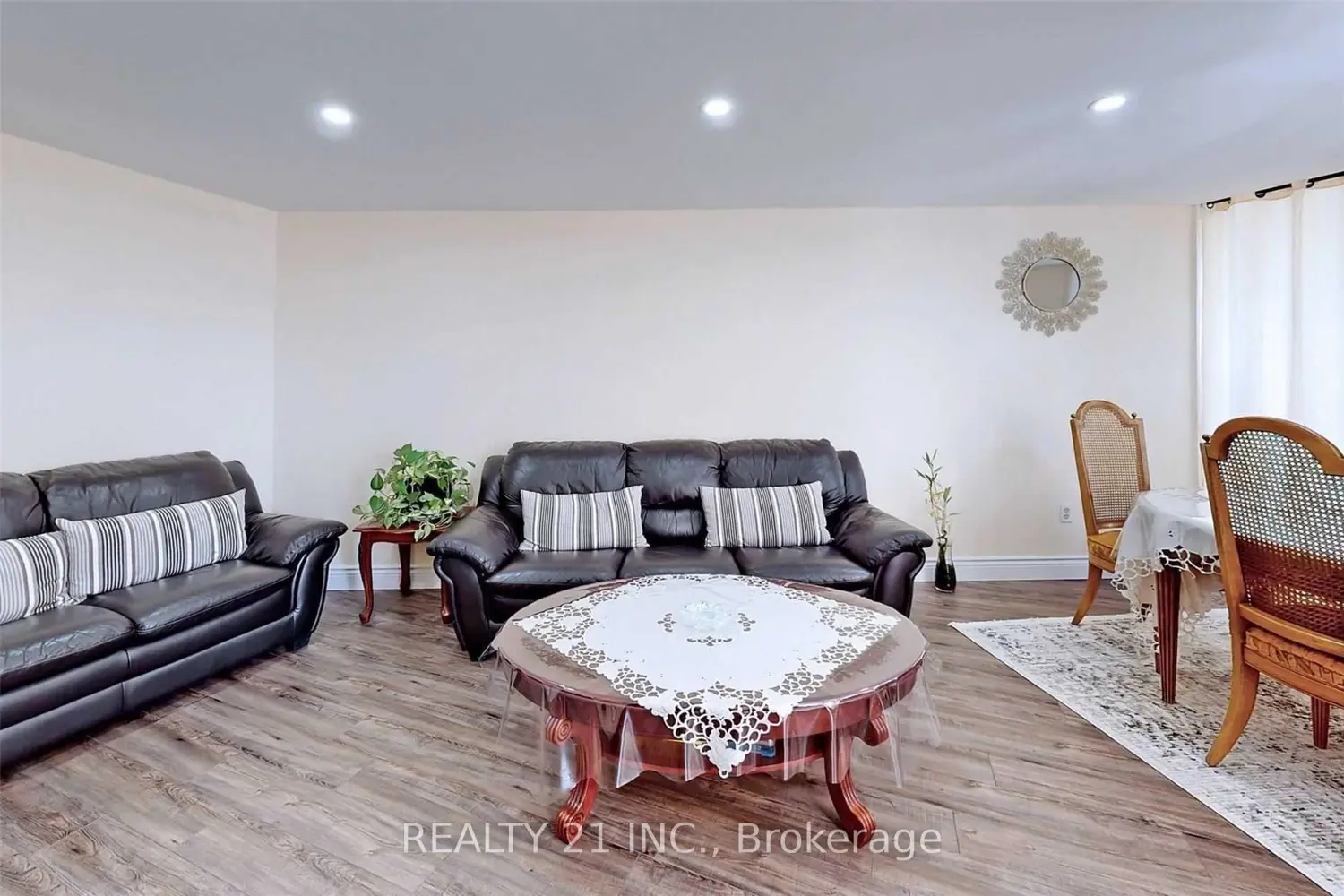 121 Trudelle Street 1709 photo 3