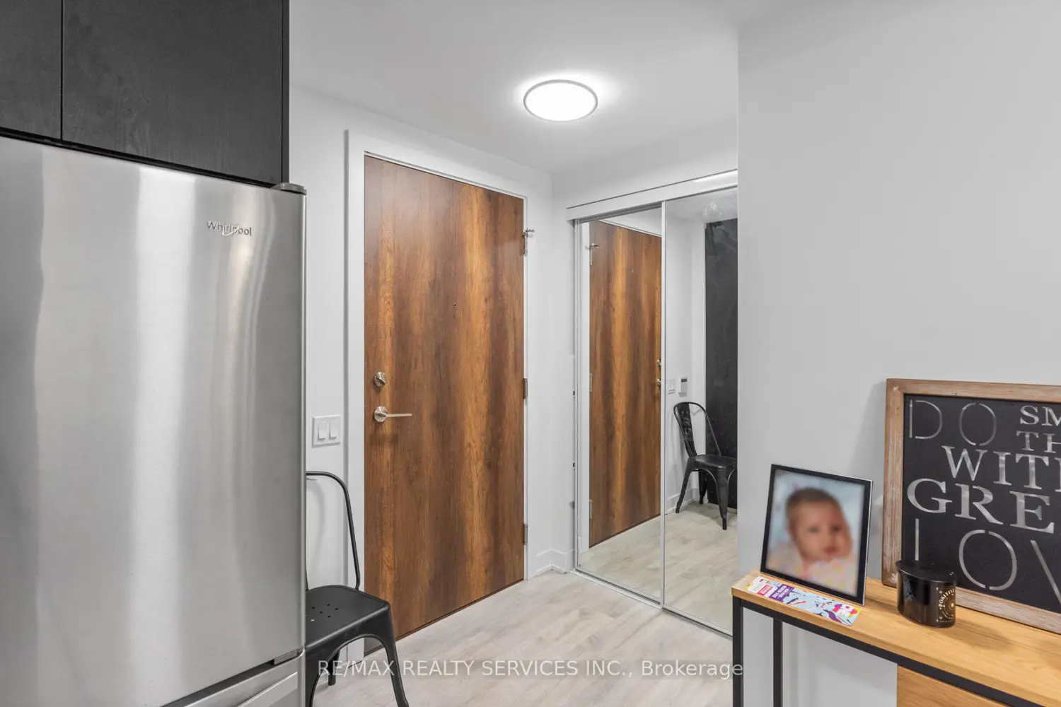 251 Manitoba Street 115 photo 3