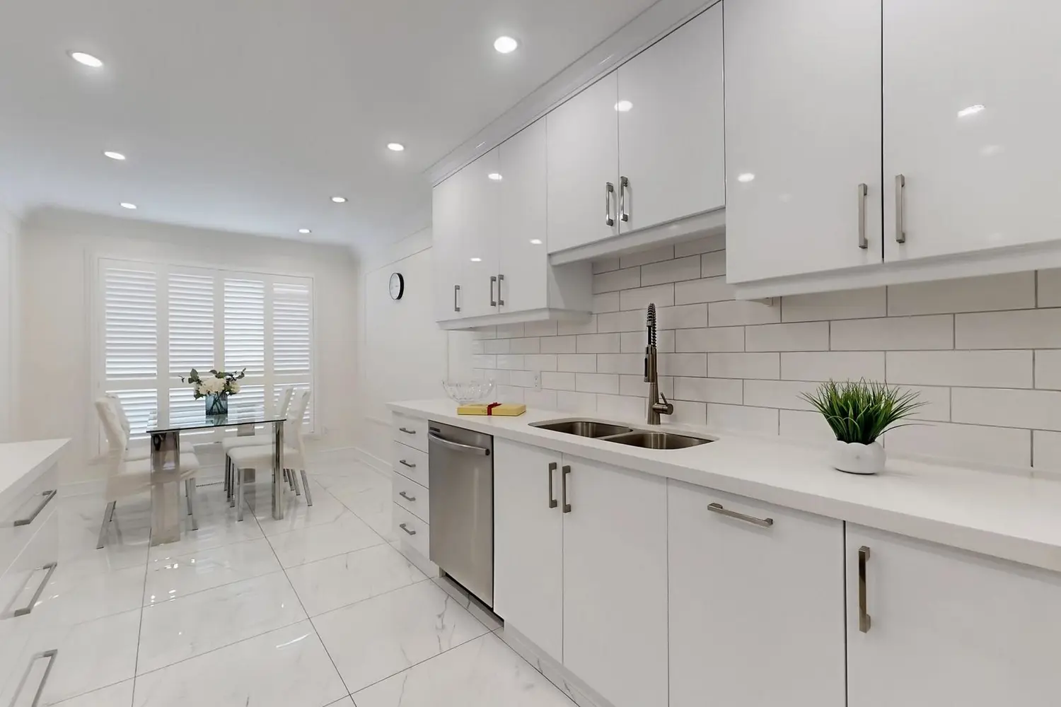 296 Torresdale Avenue 2 photo 2