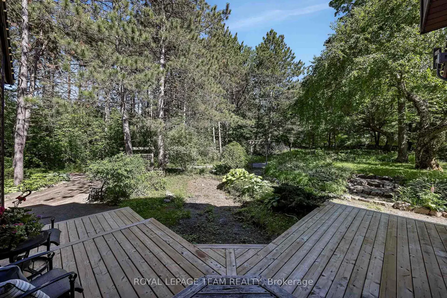 104 Sol Lane photo 2