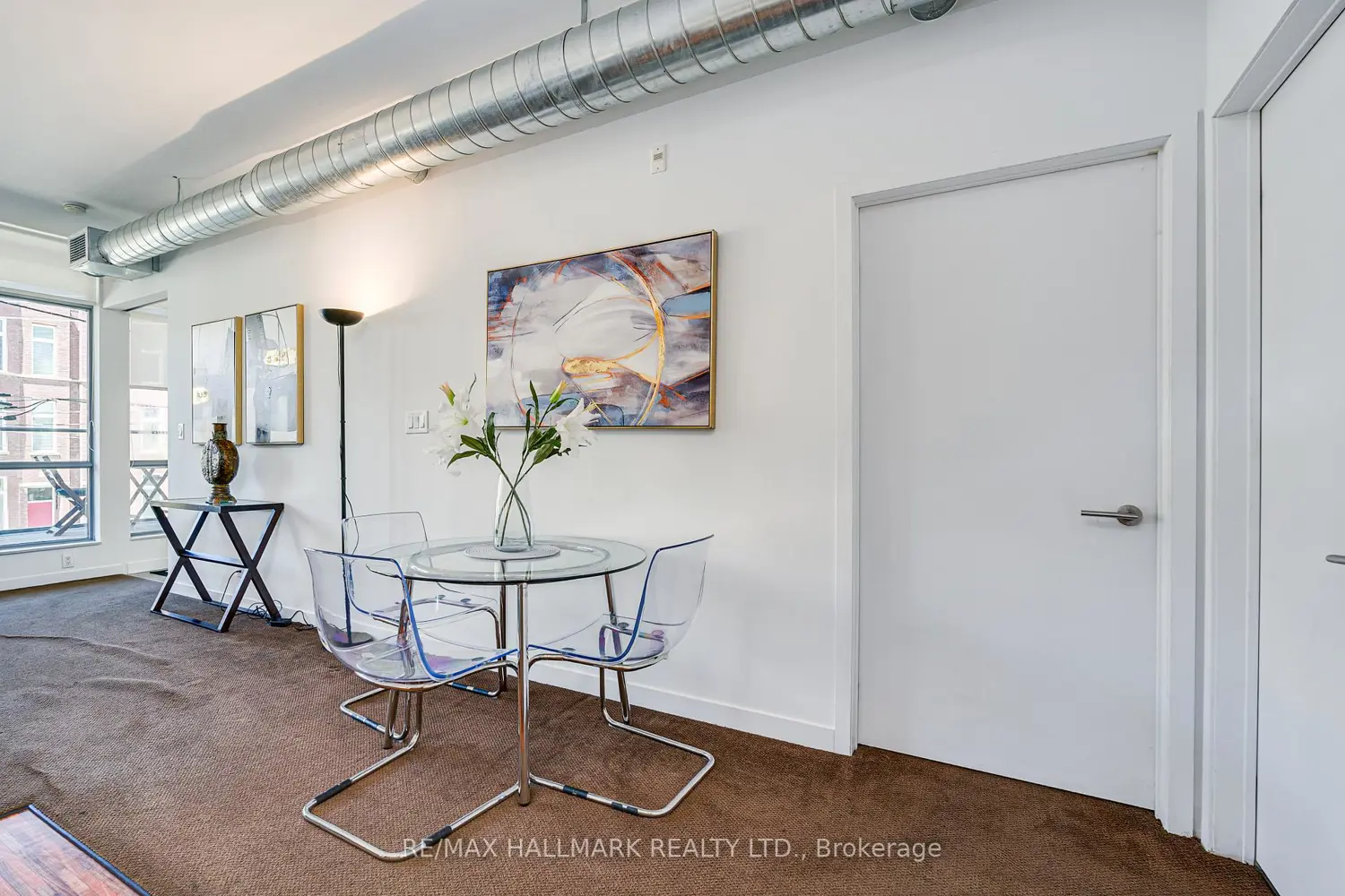 549 King Street 203 photo 5