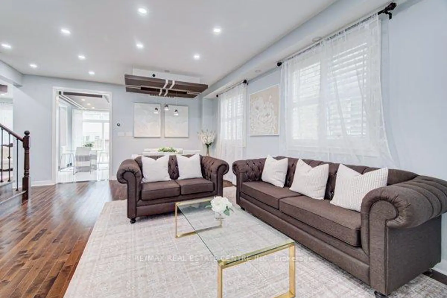 55 Isaiah Drive photo 4