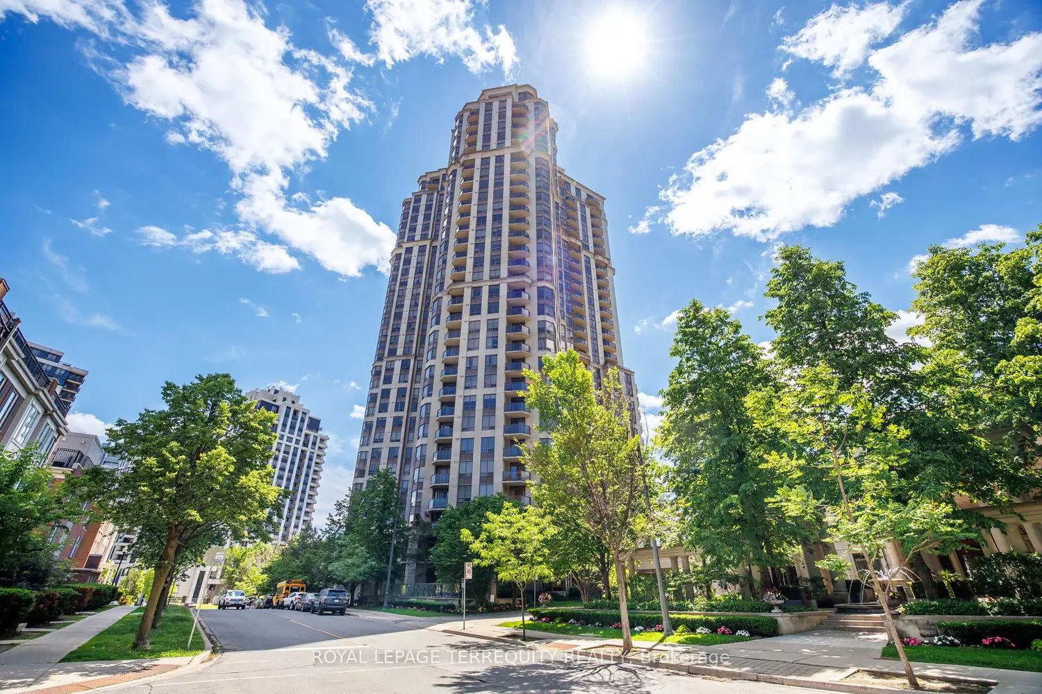 80 Harrison Garden Boulevard Gph19