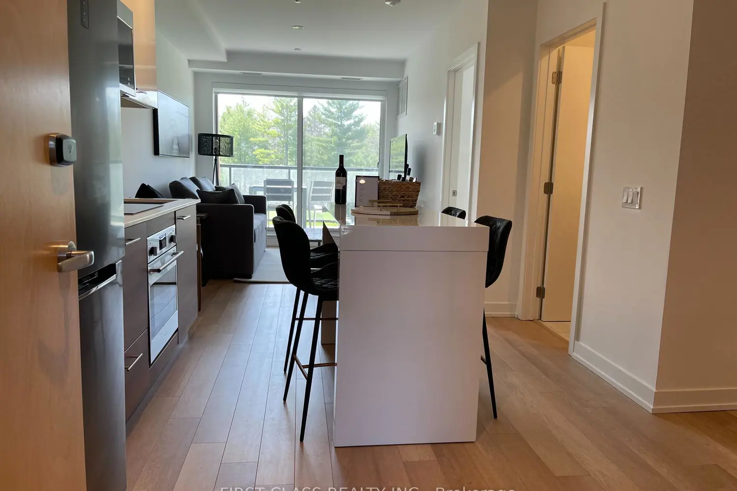120 Carrick Trail 306 photo 2