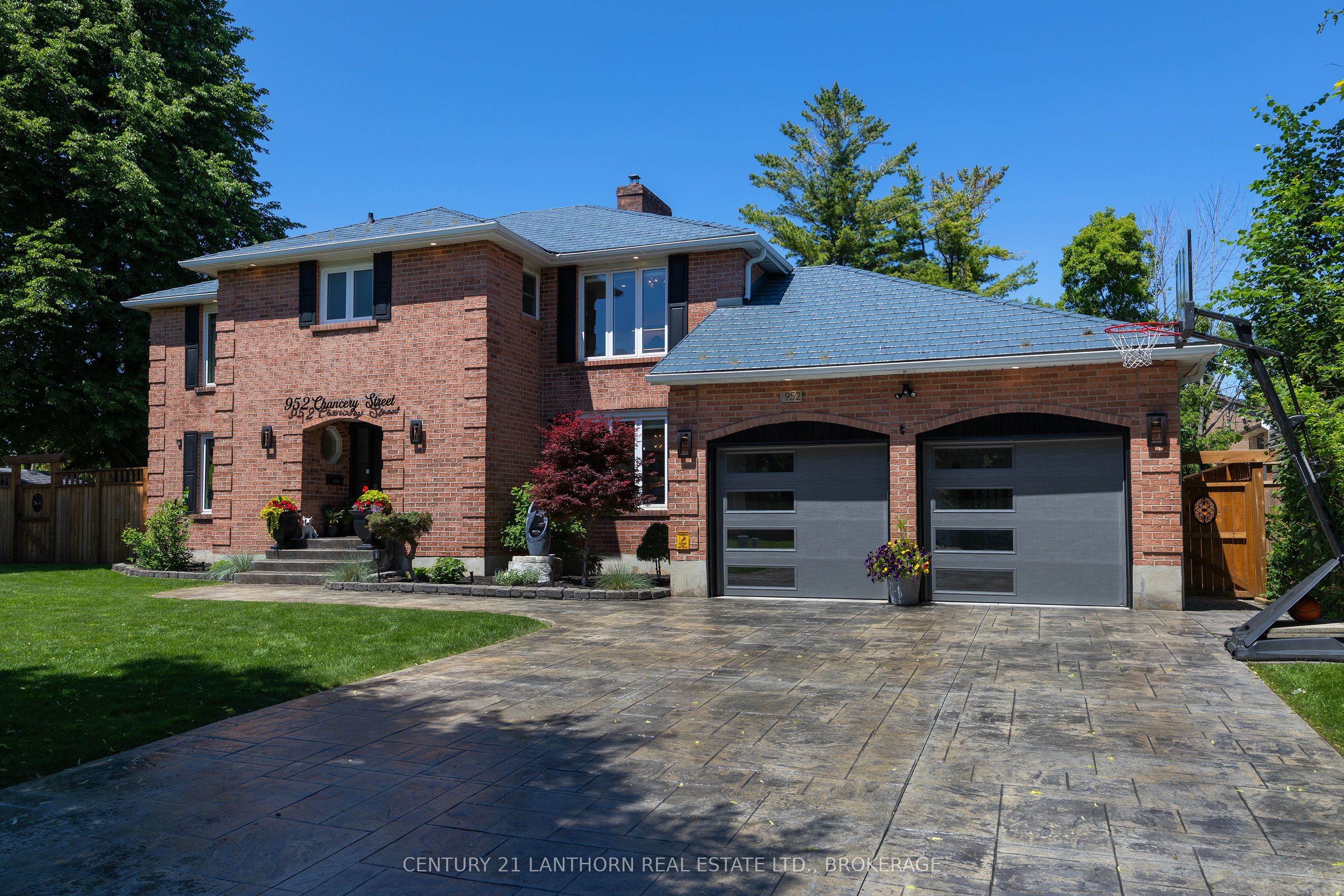 952 Chancery Street, Kingston, ON, K7P 1R3