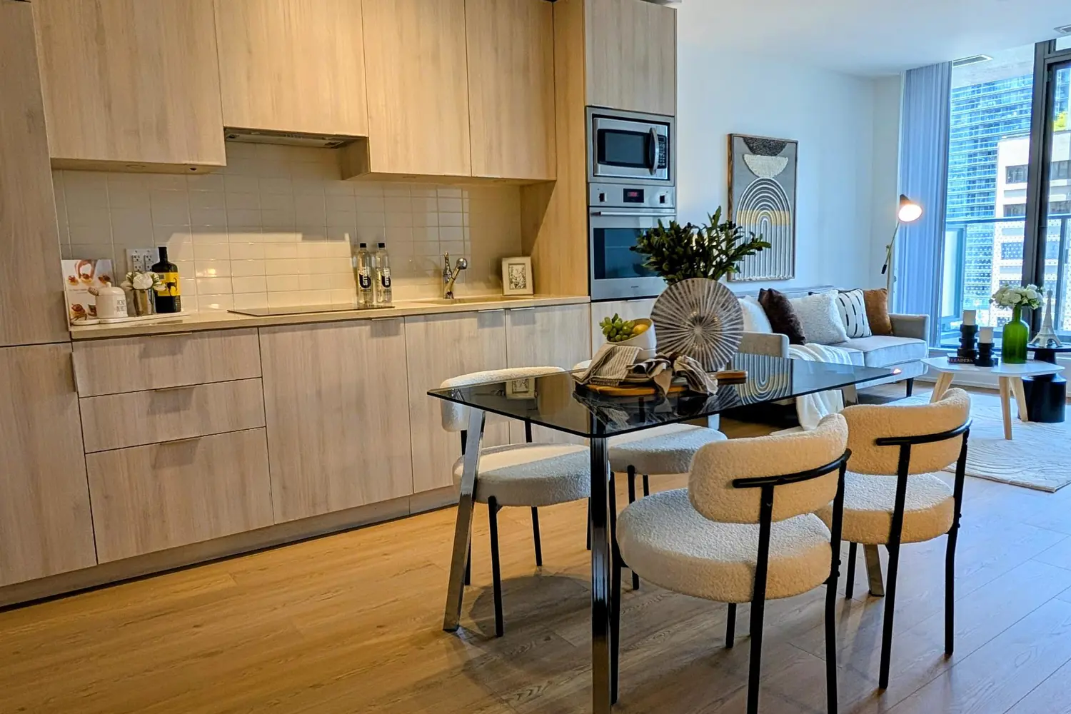 11 Wellesley Street 602 photo 5