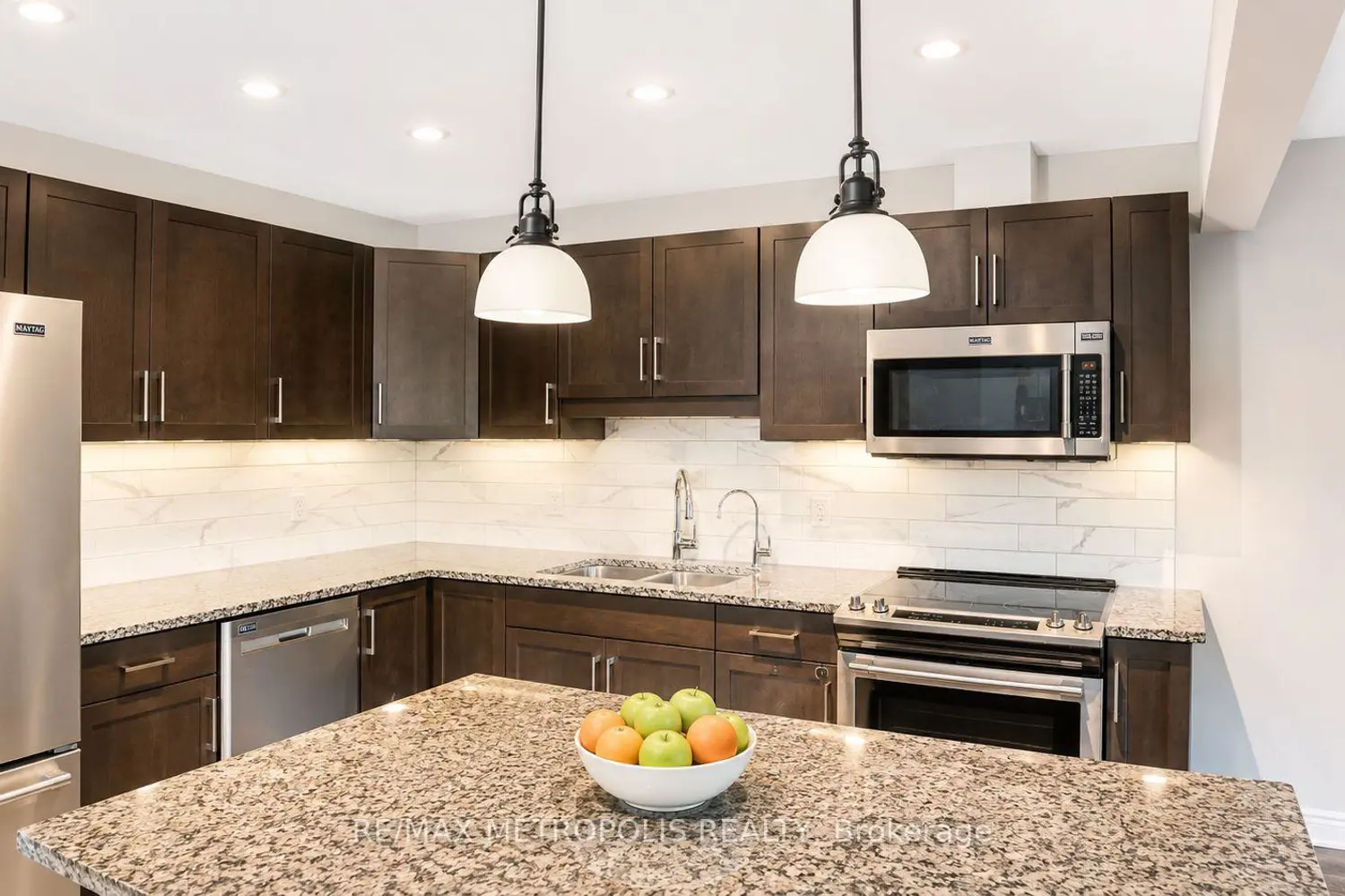 20 Lawson Street 14 photo 5