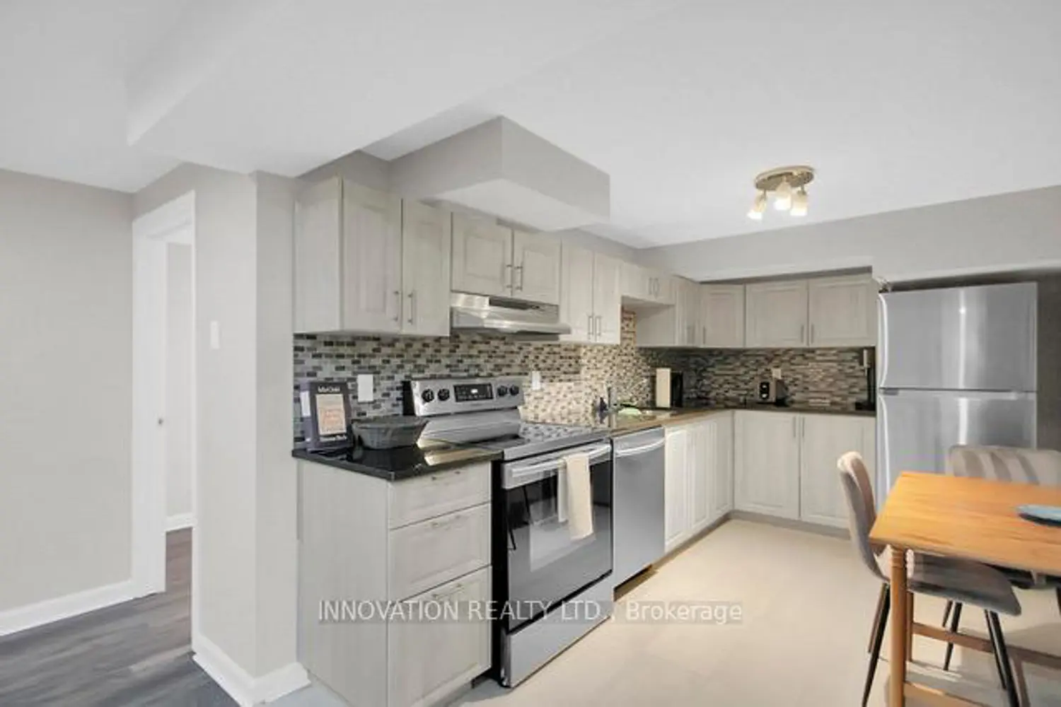 2329 Ryder Street photo 4