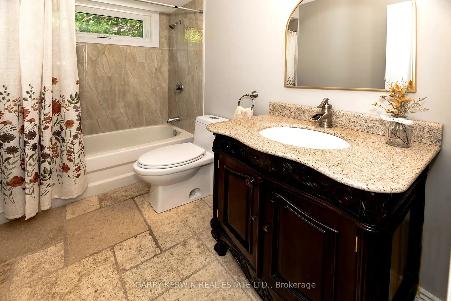 77 Birchfield Avenue photo 2
