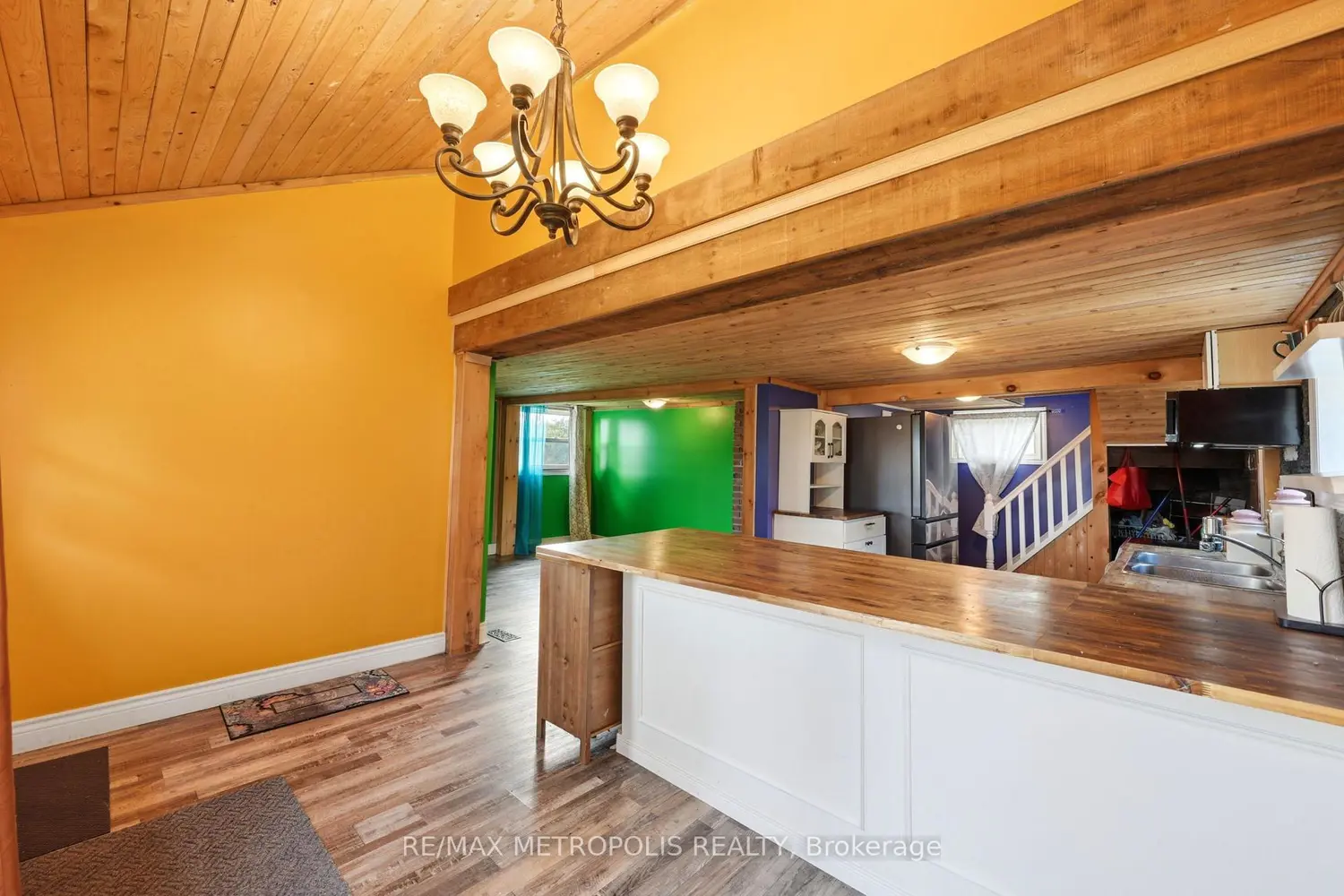 532 Mitchell Road photo 5