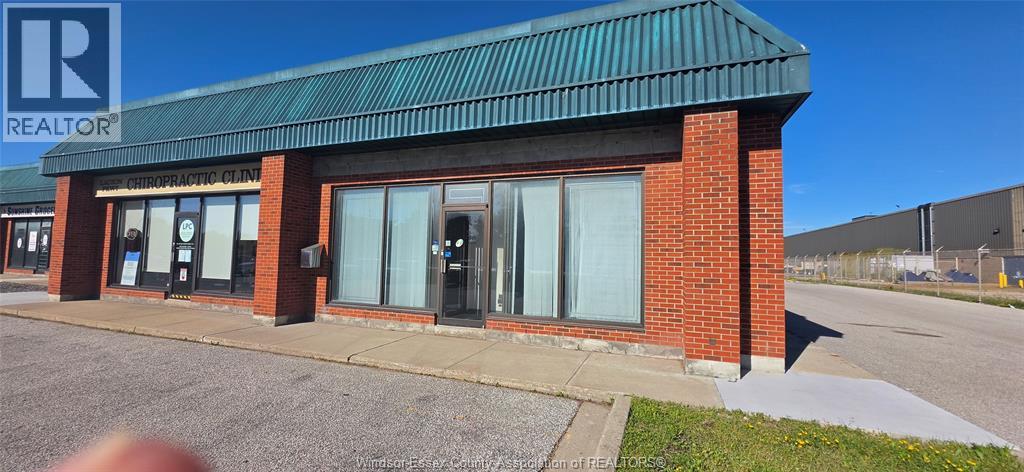 217-2825-2885 Lauzon Parkway , Windsor, ON, N8T3H5