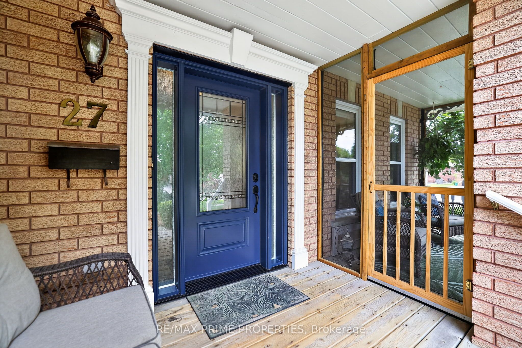 27 Testa Road, Uxbridge, ON, L9P 1M2 photo 2