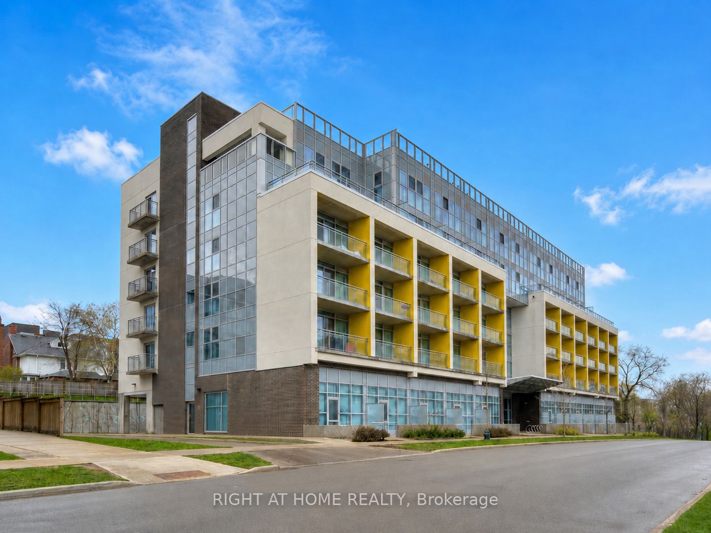 314-257 Hemlock Street W, Waterloo, ON, N2L 3R4
