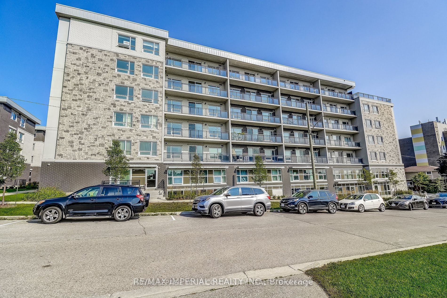 B610-275 Larch Street, Waterloo, ON, N2L 3R2
