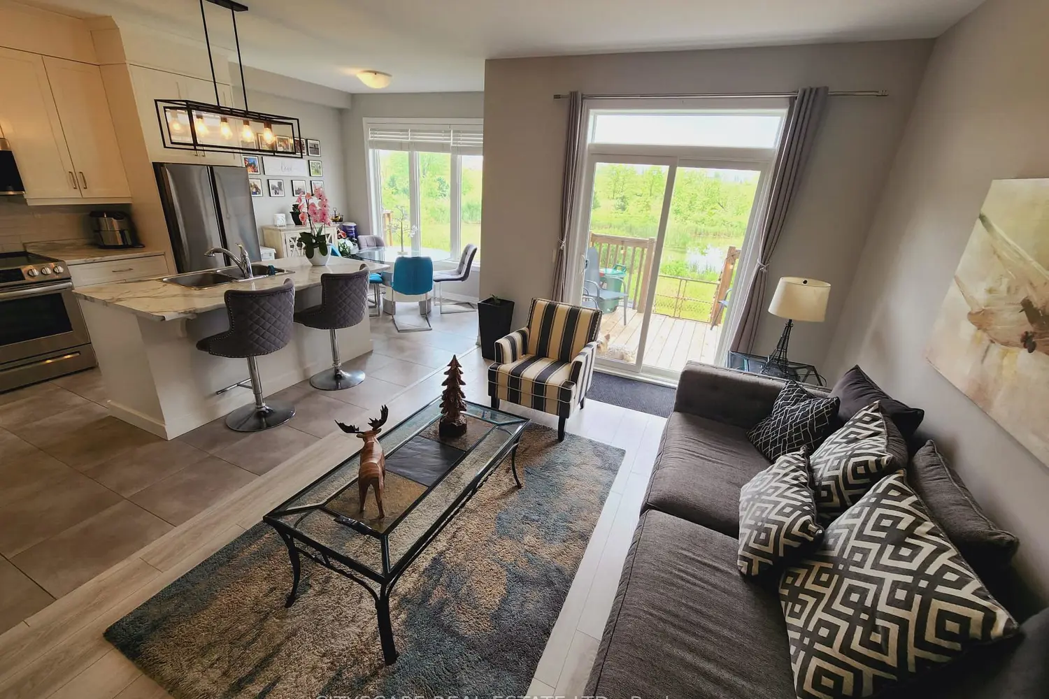 27 Lamb Crescent