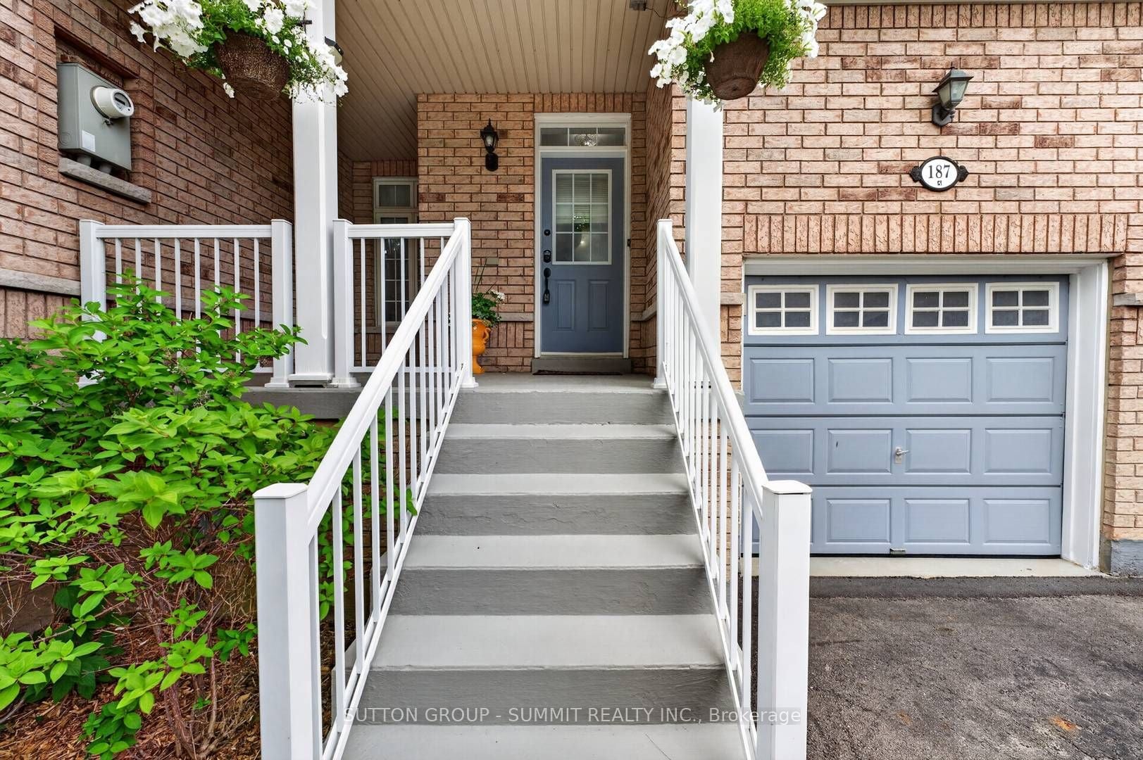 187 Kirkvalley Crescent, Aurora, ON, L4G 7S4 photo 2