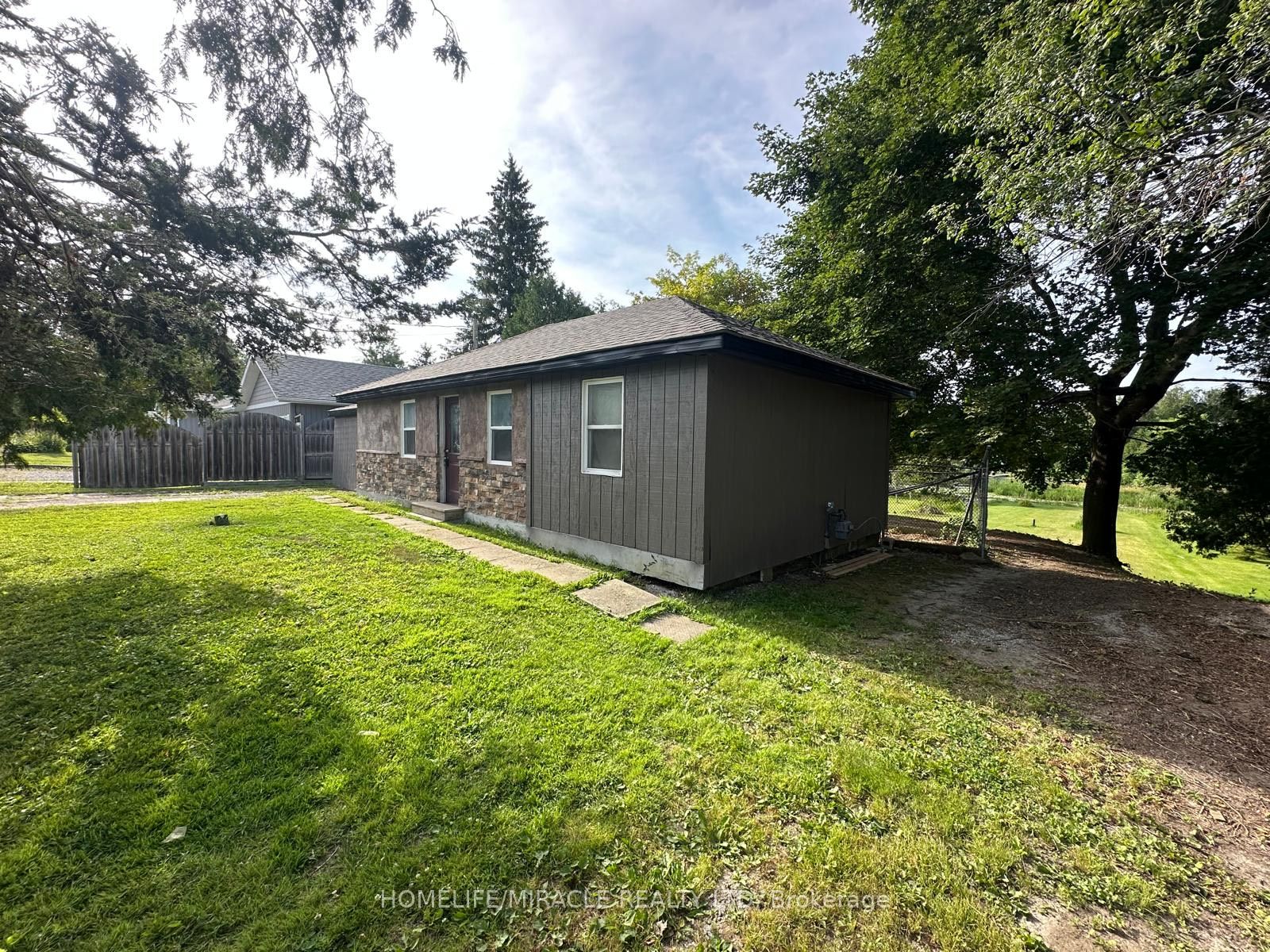 164 Riverbank Drive, Georgina, ON, L0E 1N0