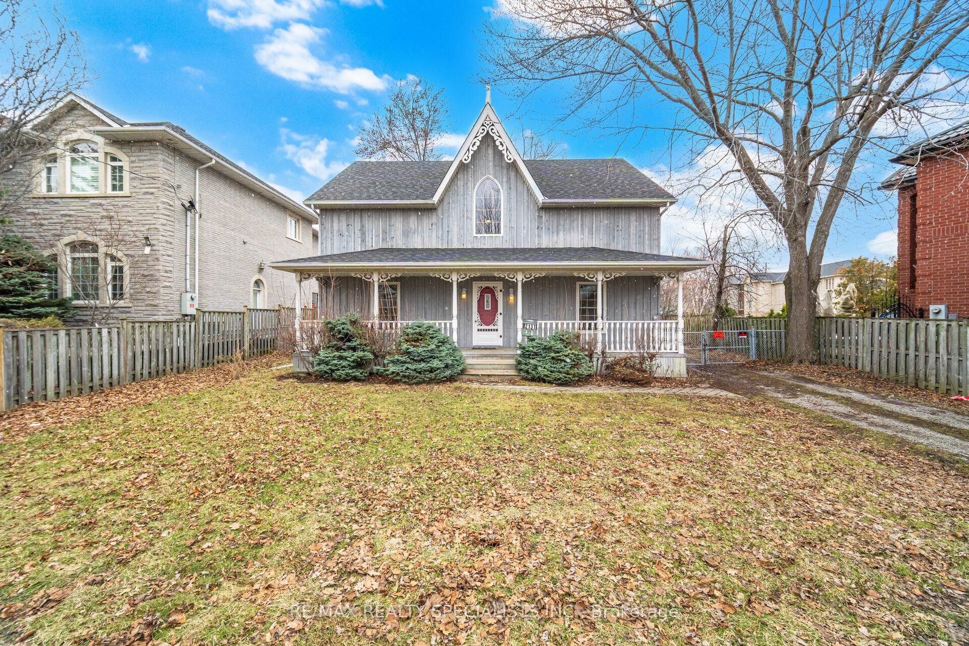 2131 Cawthra Road, Mississauga, ON, L5A 2W6