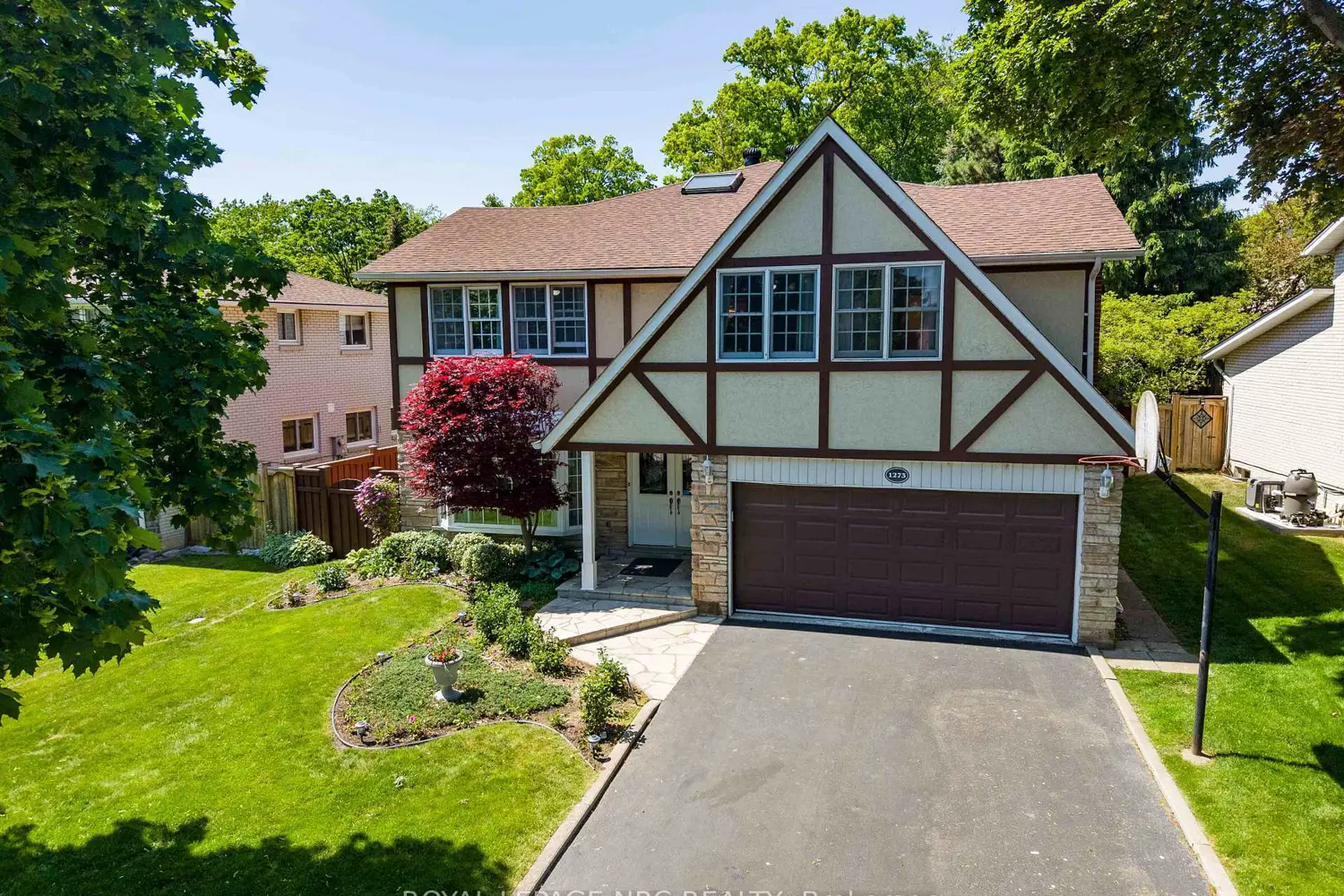 1273 Winding Trail