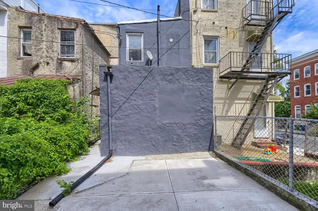 702 N Arlington Avenue, Baltimore, MD 21217