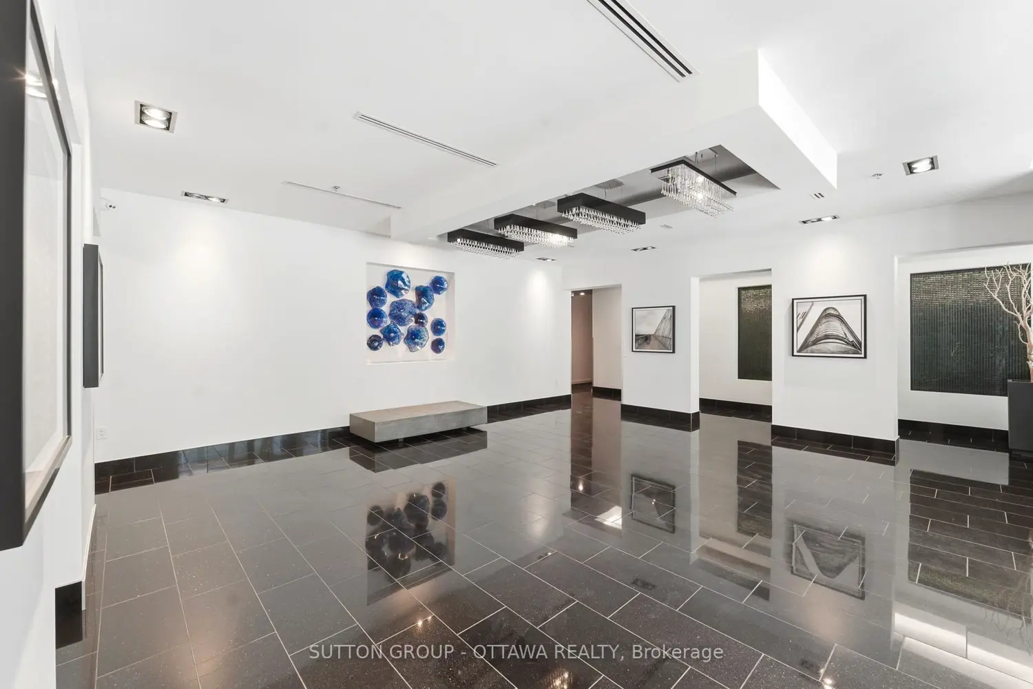 101 Richmond Road 110