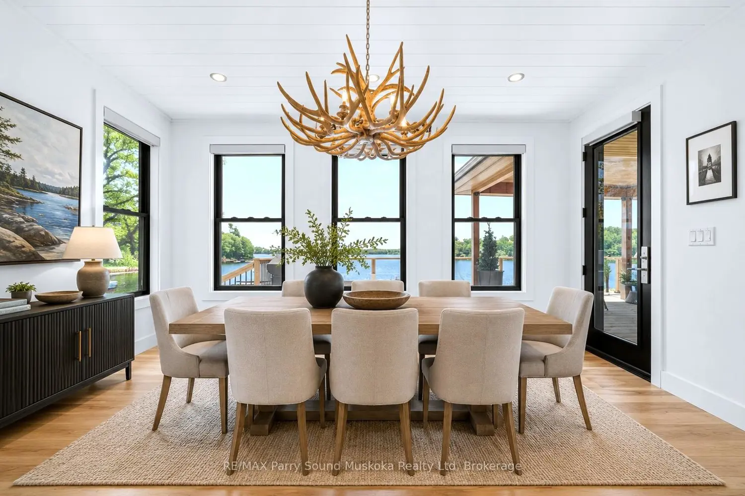 32 A11 Island