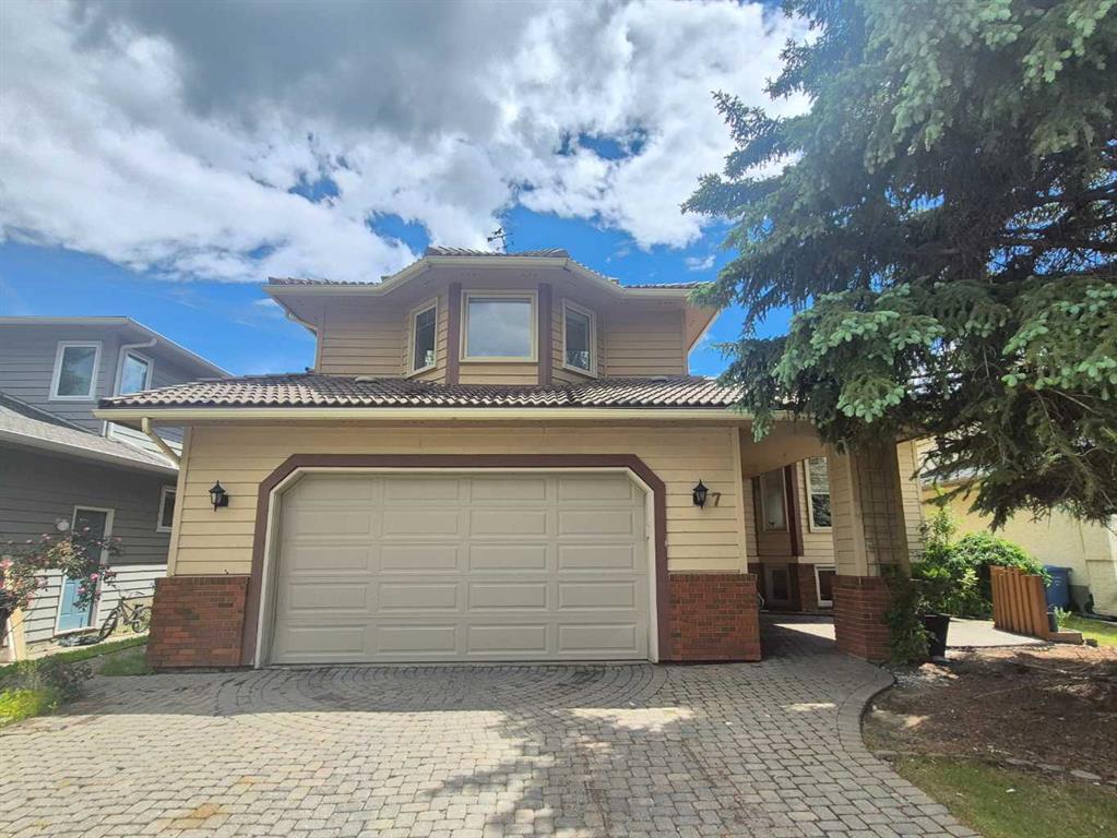 7 Suncastle Crescent SE, Calgary, AB, T2X 2W9