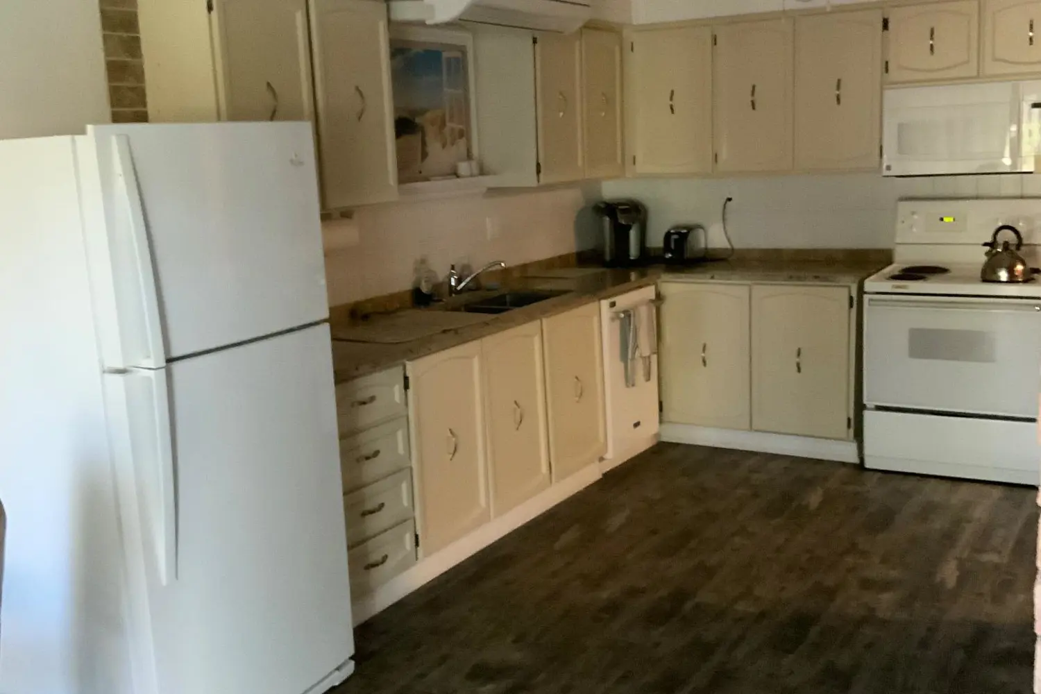7 Willow Avenue photo 2