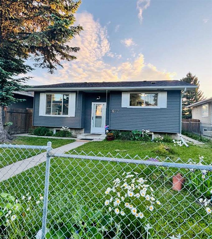 1672 Marlyn Way NE, Calgary, AB, T2A 3K7 photo 2