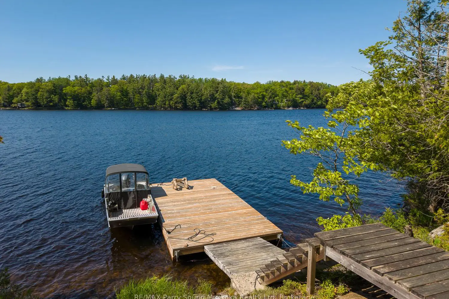 130 Healey Lake Water photo 3