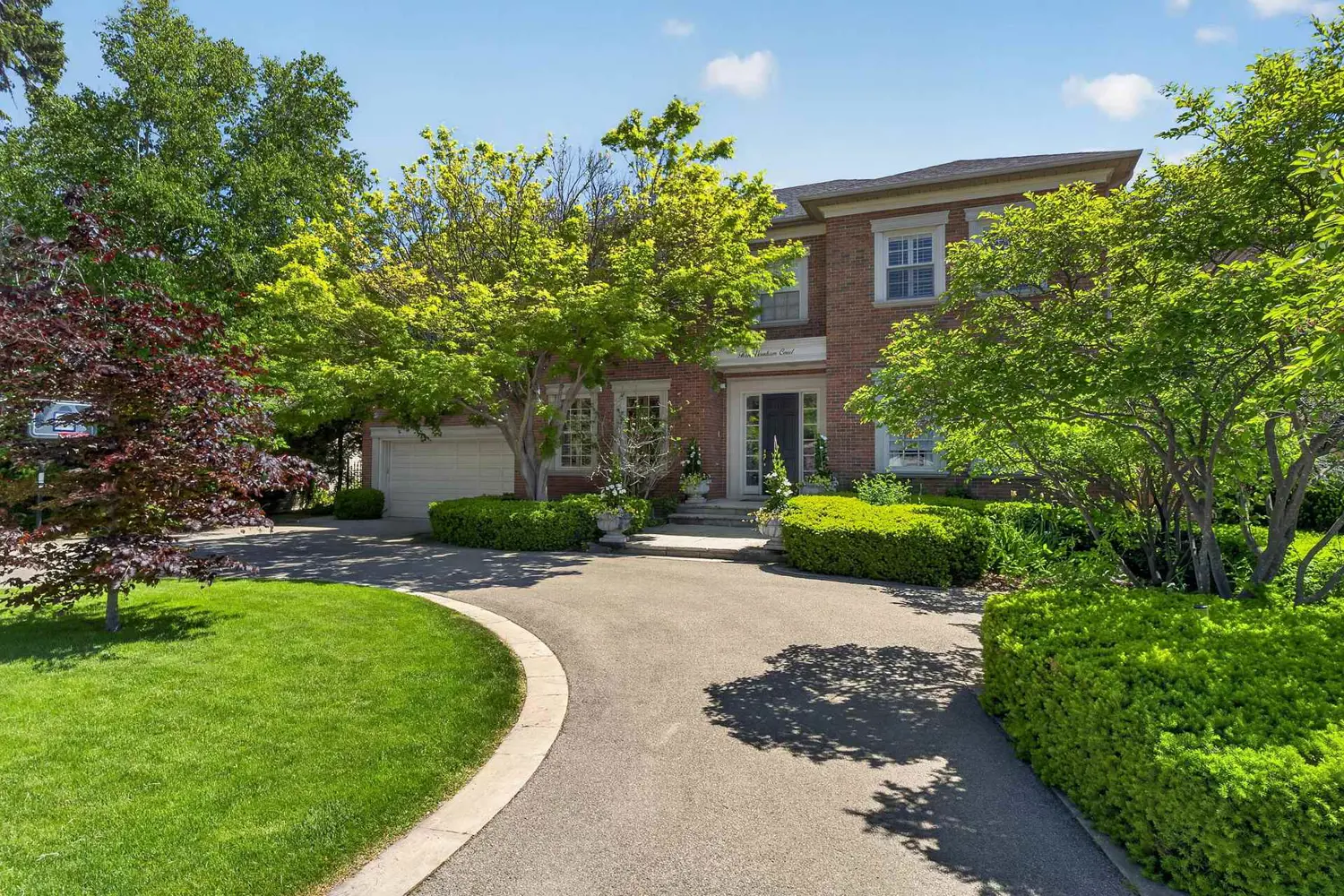 3 Vernham Court